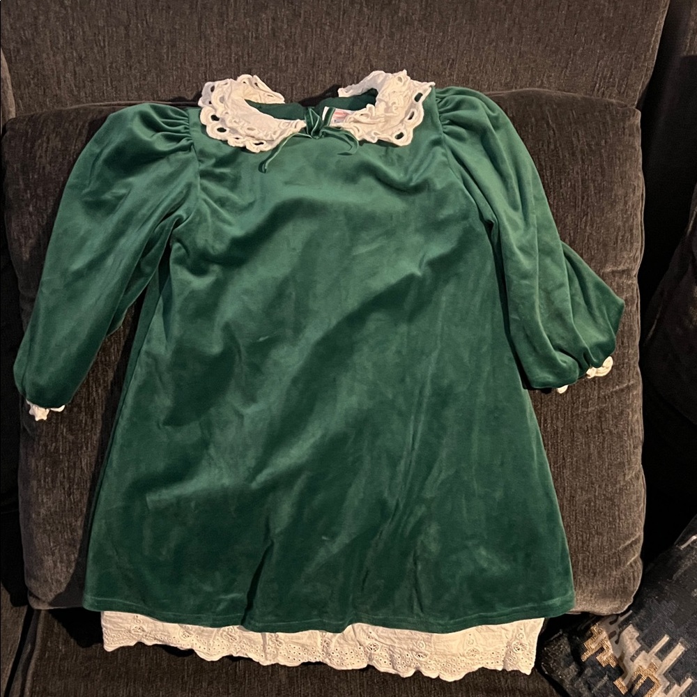Wonder Nation Green Velvet Dress with White Lace
